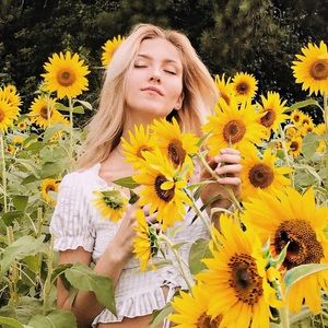 Meet your Posher, Hope